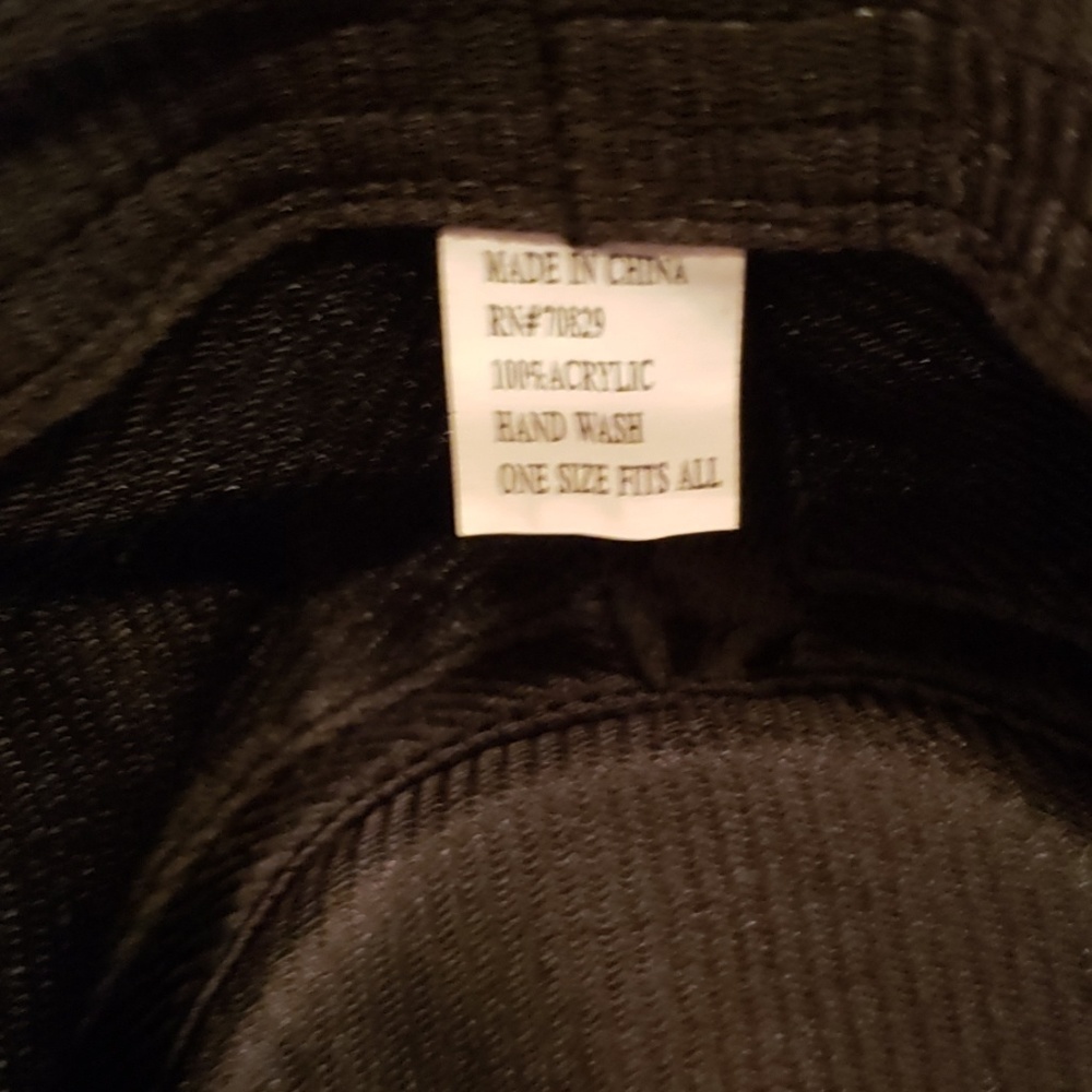 Hat - Picture 3 of 3